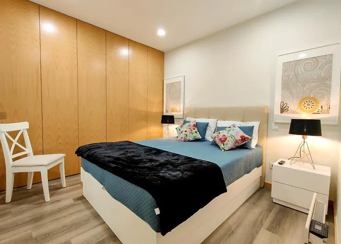 Apartment Tiana - Centre With Terrace *