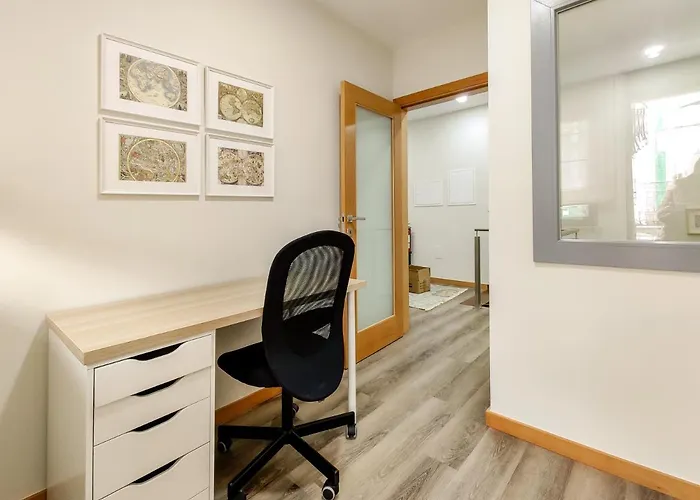 Tiana - Centre With Terrace