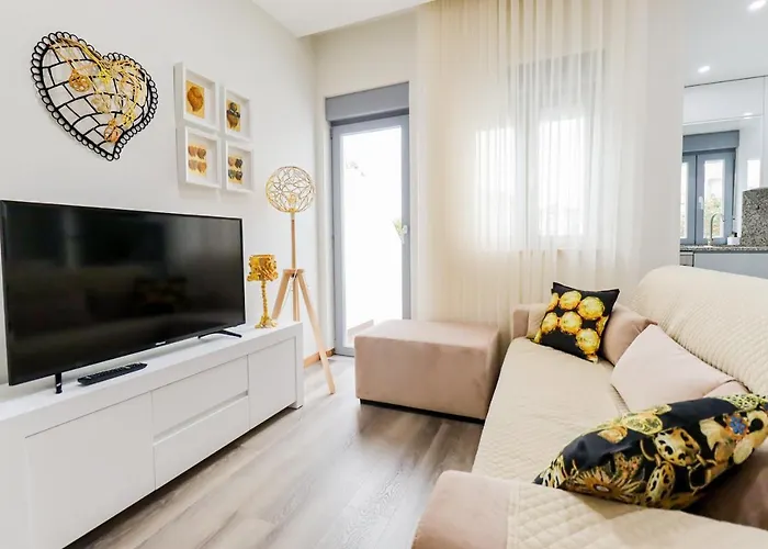 Tiana - Centre With Terrace